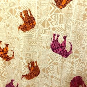 Cupio double V-neck tank in elephant print